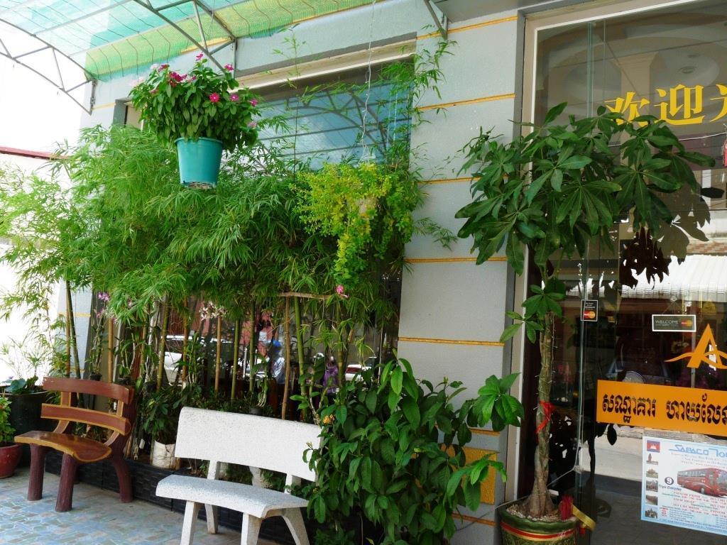 Hi Land Hotel พนมเปญ ภายนอก รูปภาพ